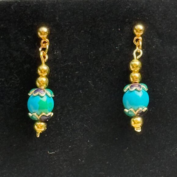 3/$17 Cloisonne Capped Pierced Earrings Green - Picture 1 of 4